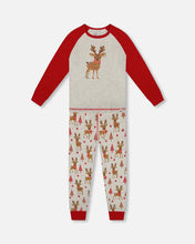 Load image into Gallery viewer, Deux Par Deux Organic Cotton Two Piece Printed Pajama Set With Reindeer : Size 2 to 12 Years