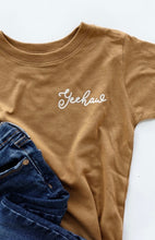 Load image into Gallery viewer, Roo & Crew “Wild, Wild West Coast” 100% Cotton Tee in Brown: Size 6M to Medium