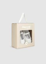 Load image into Gallery viewer, Mayoral Baby Girl Velvet Mary Jane Shoes in White: Size Newborn to 9