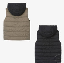 Load image into Gallery viewer, Nukutavake Boys Black & Tan Reversible Puffer Vest: size 8 to 18 Years