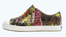 Load image into Gallery viewer, Jefferson Shoes in Rookie Green/Peace Camo Print: Size C4 to J4