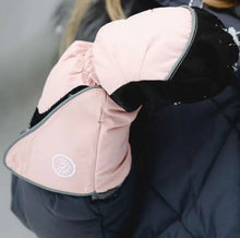 Load image into Gallery viewer, Calikids Waterproof Waterproof Velcro Cuff Mittens in Rose: Size 2 to 6 Years