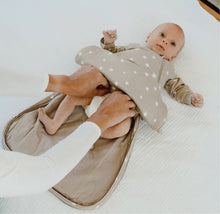 Load image into Gallery viewer, Gunamuna Premium Bamboo Swaddle Sleepsack “Twinkle” Pattern NB to 3M