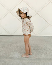 Load image into Gallery viewer, Rylee & Cru Girls Flower Field Rashgaurd Set: Size 2 to 9 Years