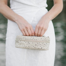 Load image into Gallery viewer, SoYoung Petite Beauty Poche in Linen Splatter