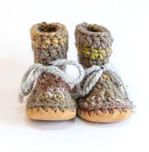 Load image into Gallery viewer, Huddy Buddies Narwal Knitted Baby Shoes: Size 0M to 2Y,