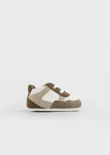 Load image into Gallery viewer, Mayoral Baby Sneakers In Brown, and White: Size 16 - 18 (2-5M - 7-9M)
