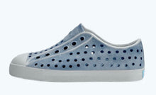 Load image into Gallery viewer, Native Jefferson Shoes in Dawn Blue/Stonewash: Size C2 to J6
