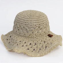 Load image into Gallery viewer, Calikids Girls Rafia Sun Hat
