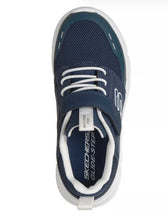 Load image into Gallery viewer, Skechers Glide Step Flow in Navy/White: Size 11 to 2
