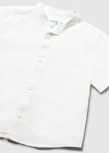 Load image into Gallery viewer, Mayoral Baby Cotton/Linen Short Sleeved Button Down Shirt: Size 6M to 18M

