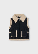 Load image into Gallery viewer, Mayoral Black Sherpa Vest: Size 3 to 9 Years
