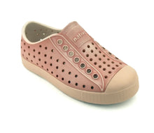 Load image into Gallery viewer, Native Jefferson Shoes in Rock Salt Pink/Stonewash: Size C2 to J6
