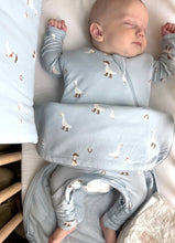 Load image into Gallery viewer, Gunamuna Premium “Ducks” in Cowboy Goose 1.0 TOG Bamboo Premium Duvet Sleepsack : Sizes 3M to 36M
