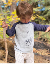 Load image into Gallery viewer, Me &amp; Henry Navy Blue “Over the Moon” Long Sleeved Tee : Size 0/3M to 18/24M
