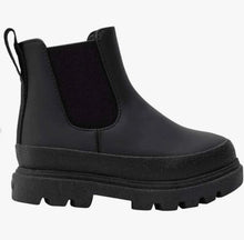 Load image into Gallery viewer, Native Shoes Black Kensington Treklite Boot : Size C6 to J6
