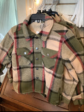 Load image into Gallery viewer, Green Plaid Sherpa Lined Shacket: Size 2/3 to 6/7 Years
