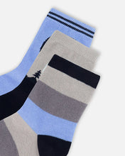 Load image into Gallery viewer, Deux Par Deux 3 Pack Socks - Happy Face/Wolf/Stripes Size 3/4 to 10/12 Years
