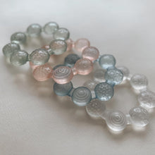 Load image into Gallery viewer, Nouka Cool Ring Teether in Moss
