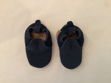 Load image into Gallery viewer, Enfant Baby Suede Leather Slippers in Navy
