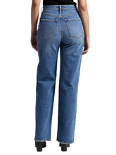 Load image into Gallery viewer, Silver Jeans Girls “Cara” High Rise/Wide Leg Jeans : Size 7 to 16
