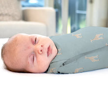 Load image into Gallery viewer, Gunamuna Premium Bamboo Swaddle Sleepsack “Giraffe” Pattern NB to 3M
