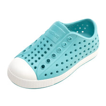 Load image into Gallery viewer, Native Jefferson Shoes in Pool Blue/Shell White: Size C2 to J6
