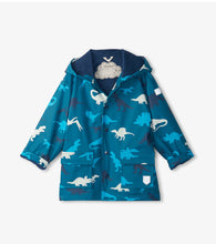 Load image into Gallery viewer, Hatley Real Dinos Colour Changing Raincoat Size 2 to 7y
