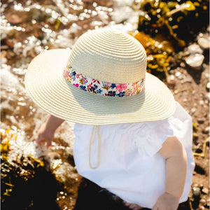 Calikids Straw Hat with Floral Ribbon and Chin Strap : Size Toddler to Junior
