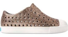 Load image into Gallery viewer, Native Jefferson Shoes in  Metallic Bling/Shell White : Size C4 to J6
