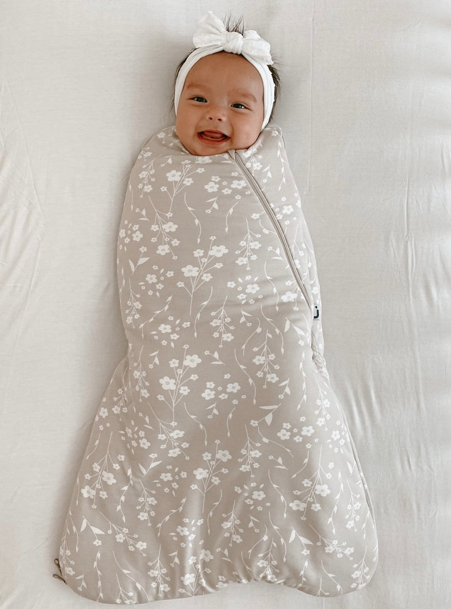 Gunamuna Premium Swaddle Sleepsack Magnolia Pattern NB to 3M