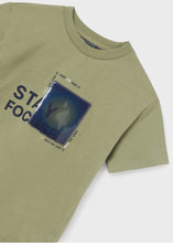 Load image into Gallery viewer, Nukutavake Boys Green “Stay Focused” T-Shirt: Size 8-18y
