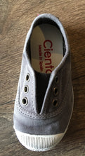 Load image into Gallery viewer, Cienta Slip on Sneakers. Made in Spain.
