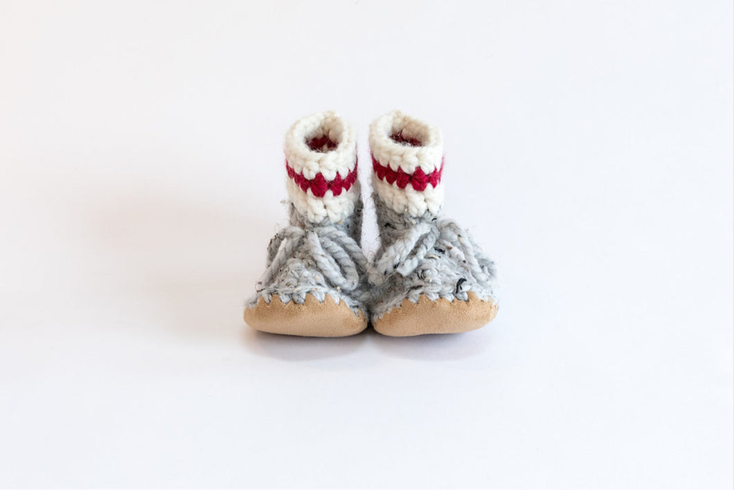 Huddy Buddies Light Grey Sock Monkey Knitted Baby Shoes: Sizes 0M to 2Y