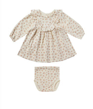 Load image into Gallery viewer, Quincy Mae Long Sleeved Ruffle Floral Dress: Size 0/3M to 1/2 Years
