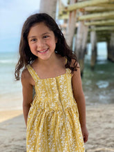 Load image into Gallery viewer, Vignette Girls “Flynn” Floral Dress in Golden Yellow/White : Size 2 to 8
